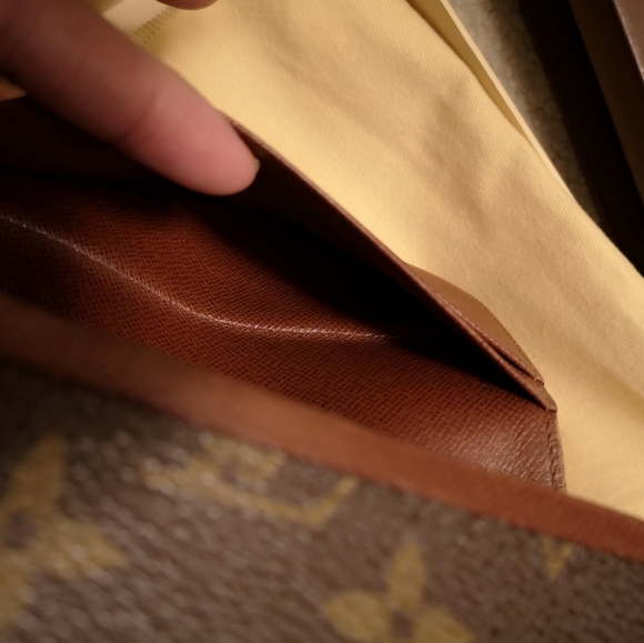 Pre loved Louis Vuitton - Picture 15 of 15